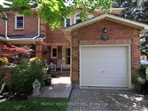 2322 Marine Dr 1, Oakville