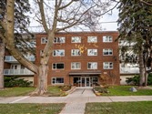 185 Stephen Dr 301, Toronto