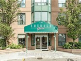 135 Hillcrest Ave 204, Mississauga