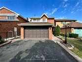 4 Peregrine Grve Upper, Brampton