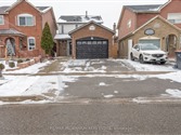 399 Hansen Rd, Brampton