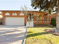 570 Louis Dr, Mississauga