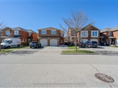 3873 Densbury Dr Upper, Mississauga