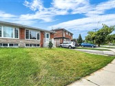 37 Calstock Dr Bach, Toronto