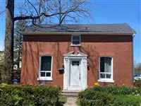 66 John St, Brampton