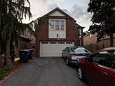 6878 Hickling Cres Lower, Mississauga