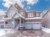 4 Lavallee Cres, Brampton