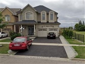 136 Sunforest Dr, Brampton