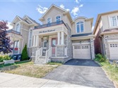 306 Buick Blvd Upper, Brampton