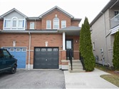 350 Oaktree Circ, Mississauga