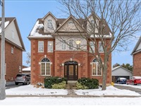 2483 Sunnyhurst Clse, Oakville