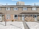 44 Village Crt 22, Brampton