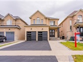 5 Drummondville Dr, Brampton