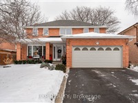 705 Robertson Cres, Milton