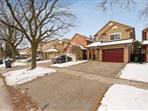 52 Garden Ave, Brampton