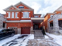 1068 Job Cres, Milton