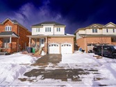 22 Courtsfield Cres #Lower, Brampton