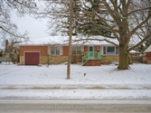 2049 Maplewood Dr, Burlington