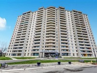 5 San Romano Way 804, Toronto