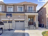 69 Clearfield Dr, Brampton