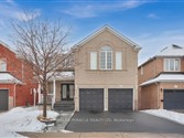 8 Bottlebrush Dr, Brampton