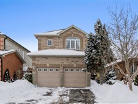 17 Spruce Blvd, Halton Hills