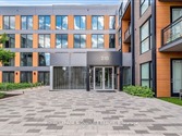 210 Sabina Dr 320, Oakville