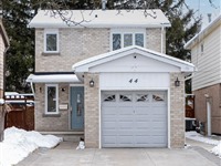 44 Talbot St, Brampton