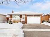 751 Runningbrook Dr, Mississauga