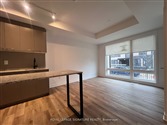 40 Ed Clark Gdns TH21, Toronto