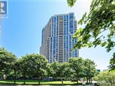 25 Kingsbridge Garden Circ 2226, Mississauga