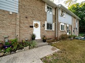 64 Worthington Dr, Oakville