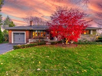 686 Holt Dr, Burlington