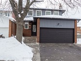 1373 Harmsworth Sq, Oakville