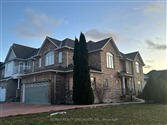 960 Knotty Pine Grve MAIN&UPPER, Mississauga