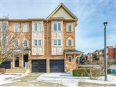 1128 Dundas St 25, Mississauga