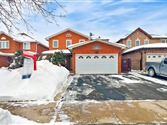 8 Cochrane Ave, Brampton