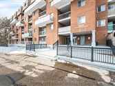 3025 The Credit Woodlands 325, Mississauga