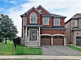 300 Sunny Meadow Blvd Upper, Brampton