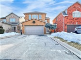 5812 Sidmouth St, Mississauga