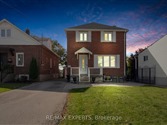 124 Spears St, Toronto