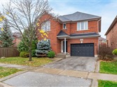 2153 Meadowglen Dr, Oakville