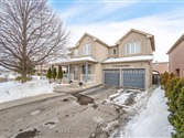 185 Mountainash Rd, Brampton