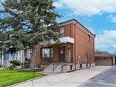 1516 Lawrence Ave, Toronto