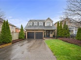 162 Queen Mary Dr, Brampton