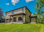 2423 Raymore Dr, Burlington