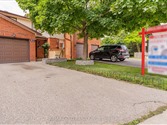 47 Collins Cres 46, Brampton