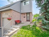 54 Tara Park Cres, Brampton