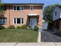 583 Turner Dr, Burlington