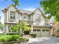 4052 Apple Valley Lane, Burlington